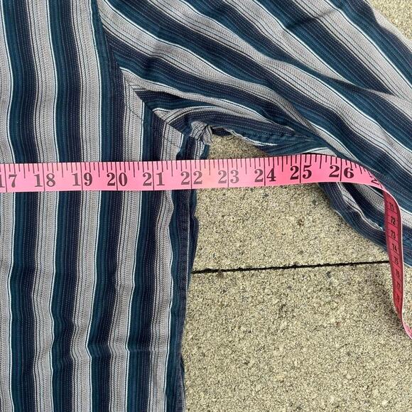 Perry Ellis Striped Button-Up Men’s Long Sleeve Classic Fall Shirt - Picture 3 of 4